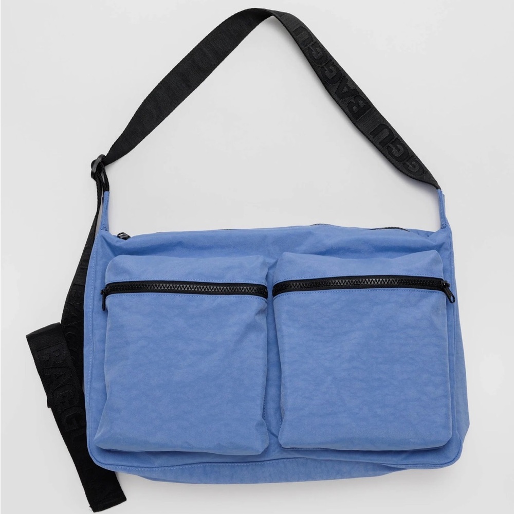 BNWT Baggu Large Crossbody, Pansy Blue